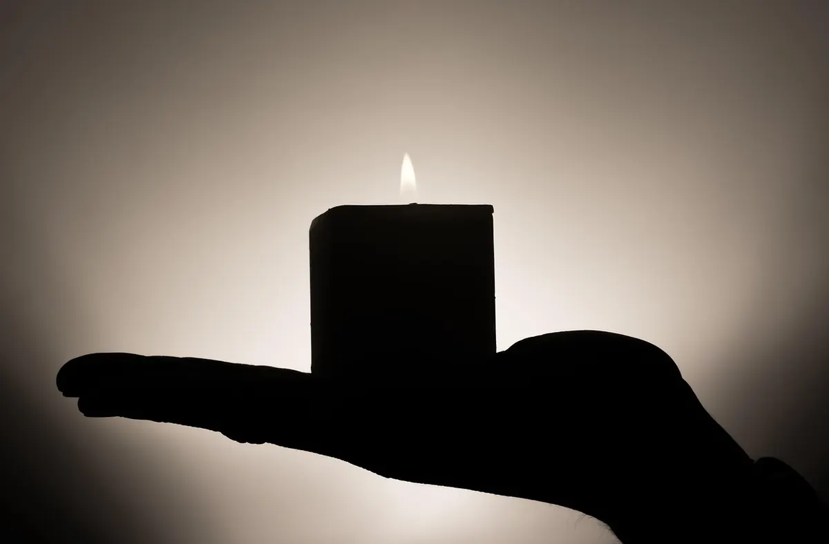 Winter Solstice Journal Prompts: Reflect on the Year's Darkest Days